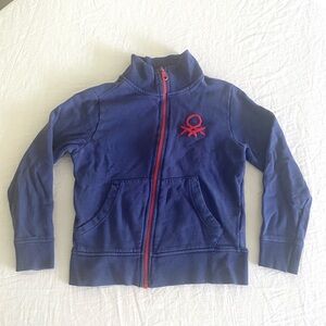 United Colors of Benetton Kids’ Size Small Blue Zip up Sweater with Red Trim.